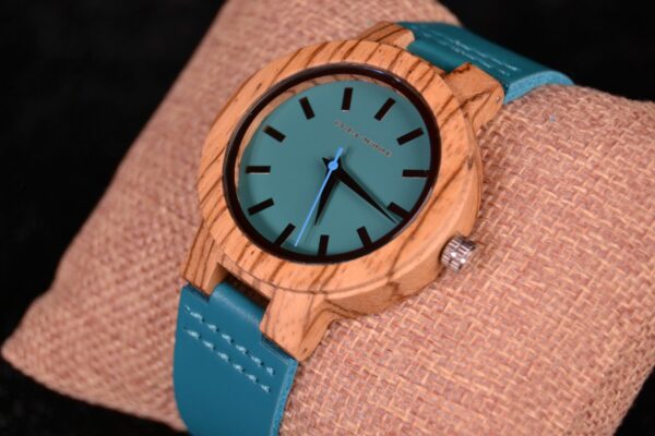 Crea-Wood Watch 'Blue Coral female' 1