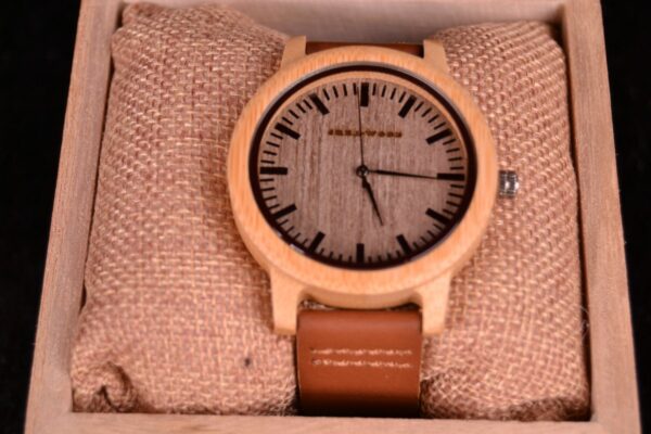 Crea-Wood Watch 'Walnut dark' 2