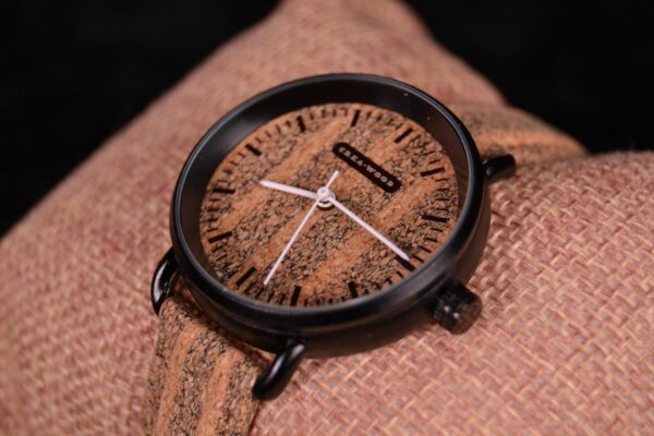 Crea-Wood Watch 'Cork Zebra female'