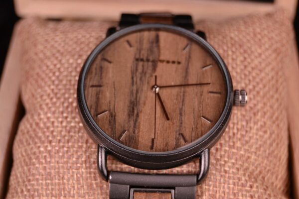 Crea-Wood Watch 'Magnolia Grey' 2