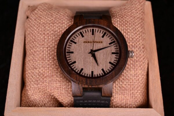 Crea-Wood Watch 'Dark Wood' 3